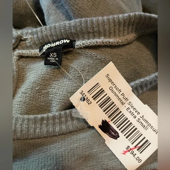 Monrow NWT super soft puff sleeve jumpsuit - Picture 5 of 7